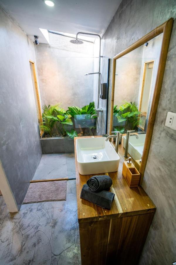 Palayan Villa - Villa With Views, Garden And Pool El Nido Ngoại thất bức ảnh